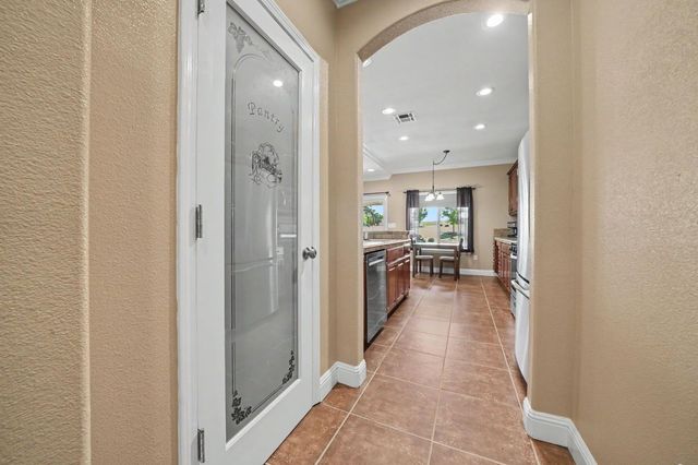 2598 Silver Rapids Rd, Valley Springs, CA 95252