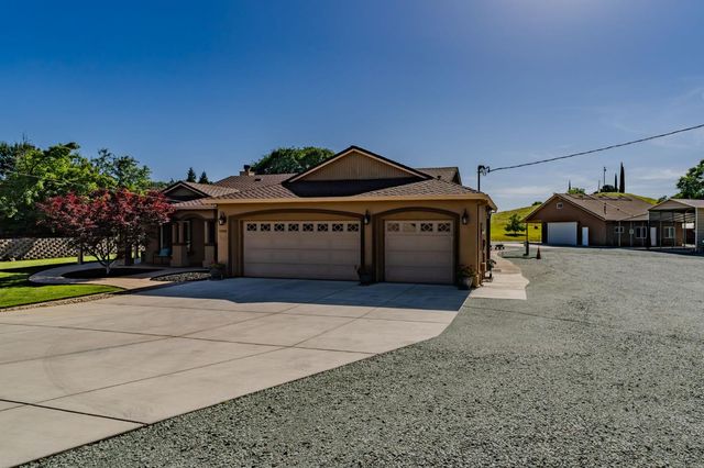 2598 Silver Rapids Rd, Valley Springs, CA 95252