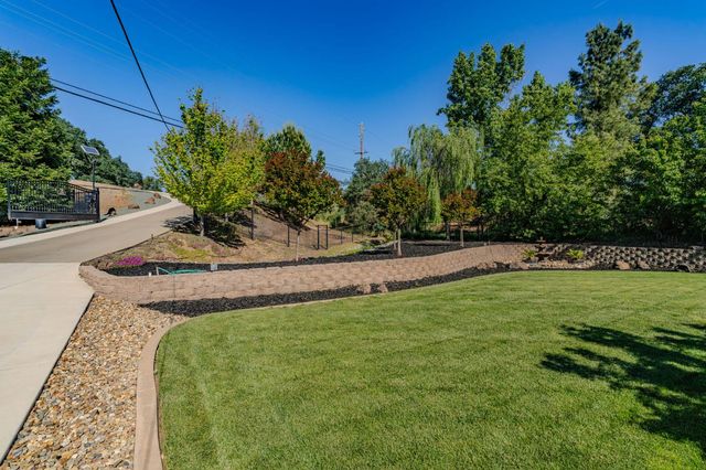 2598 Silver Rapids Rd, Valley Springs, CA 95252