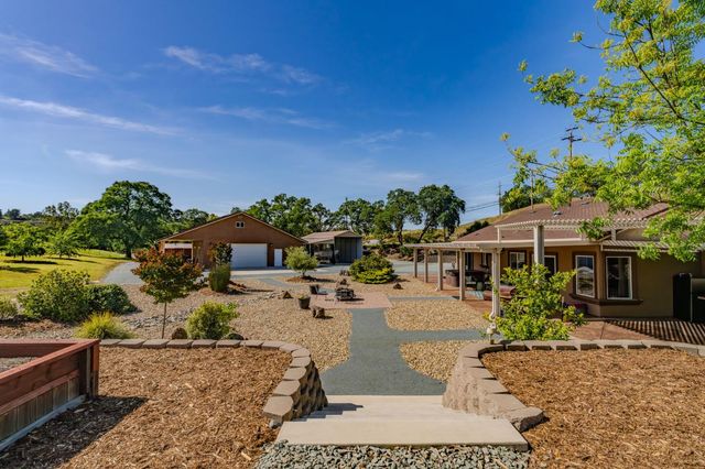 2598 Silver Rapids Rd, Valley Springs, CA 95252