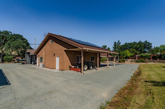 2598 Silver Rapids Rd, Valley Springs, CA 95252