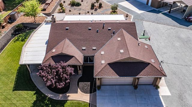 2598 Silver Rapids Rd, Valley Springs, CA 95252