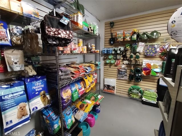 2613 E Carson, Carson, CA 90810