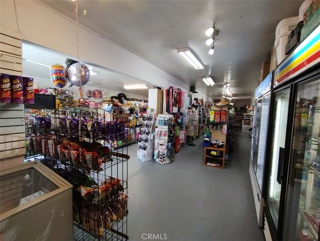 2613 E Carson, Carson, CA 90810