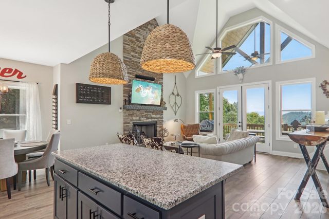 1105 Falls View Drive, Bryson City, NC 28713