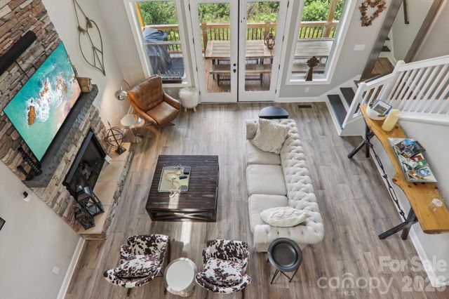 1105 Falls View Drive, Bryson City, NC 28713