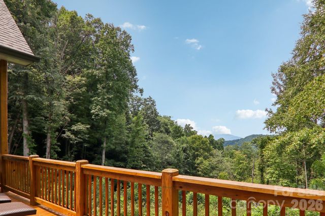 1105 Falls View Drive, Bryson City, NC 28713