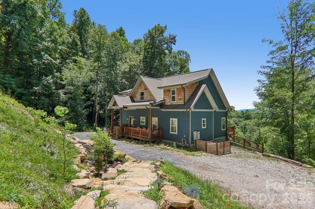 1105 Falls View Drive, Bryson City, NC 28713