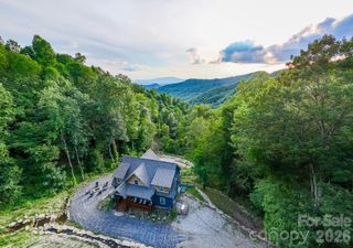 1105 Falls View Drive, Bryson City, NC 28713