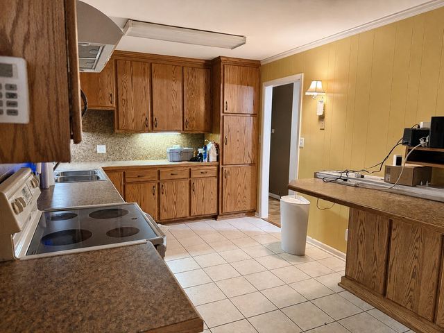5525 Knollcrest Drive, Shreveport, LA 71129