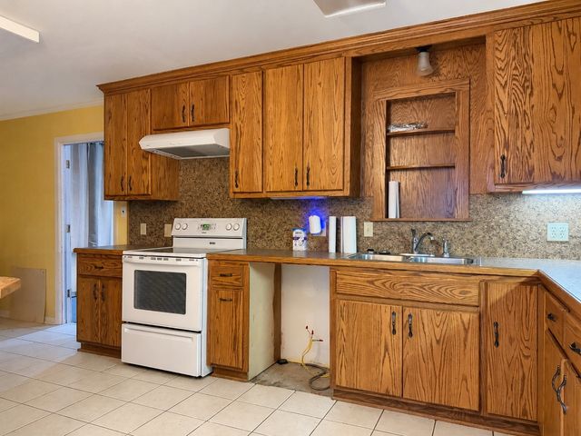 5525 Knollcrest Drive, Shreveport, LA 71129