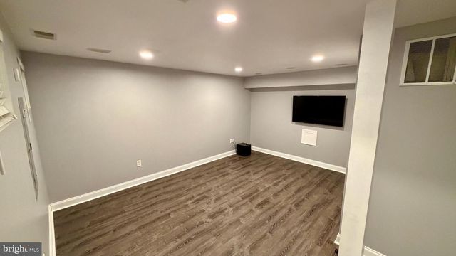 866 INDEPENDENCE CT, Philadelphia, PA 19147