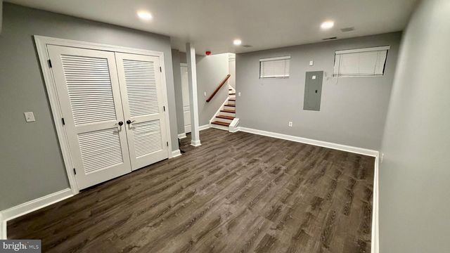 866 INDEPENDENCE CT, Philadelphia, PA 19147