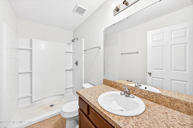 8188 CABIN LAKE Circle 108, Jacksonville, FL 32256