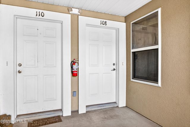 8188 CABIN LAKE Circle 108, Jacksonville, FL 32256