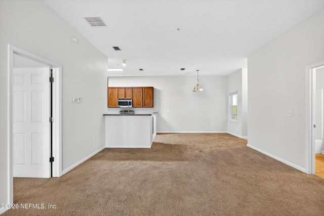 8188 CABIN LAKE Circle 108, Jacksonville, FL 32256