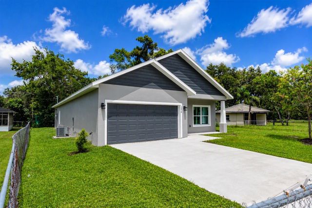 1214 CRESCENT STREET, Sanford, FL 32771