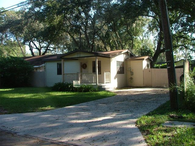11709 HOYT AVENUE, Tampa, FL 33617