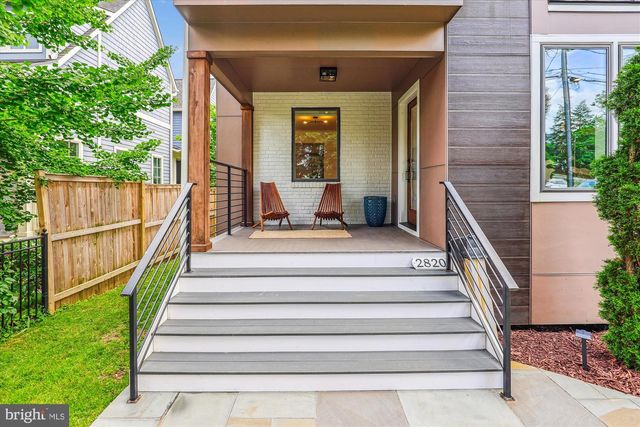 2820 1ST ROAD, Arlington, VA 22201