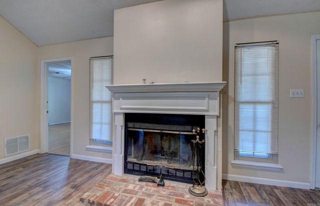 6009 S Cedar Street, Pine Bluff, AR 71603