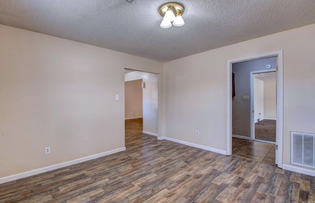 6009 S Cedar Street, Pine Bluff, AR 71603