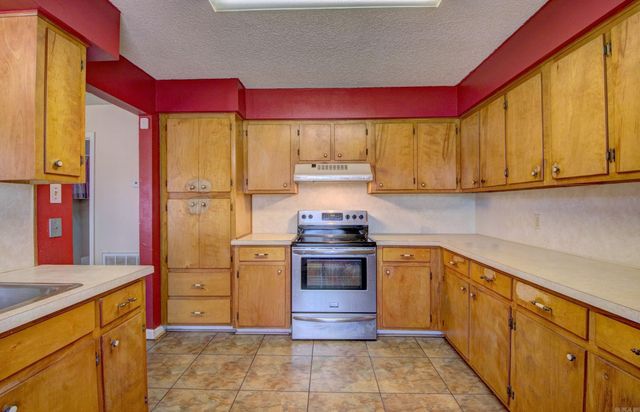 6009 S Cedar Street, Pine Bluff, AR 71603