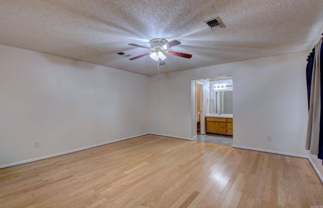 6009 S Cedar Street, Pine Bluff, AR 71603