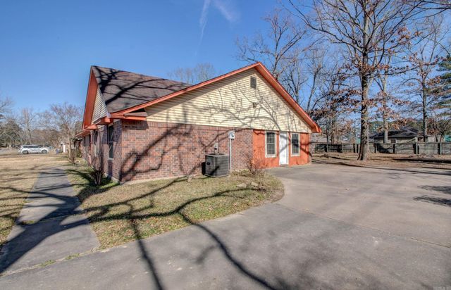 6009 S Cedar Street, Pine Bluff, AR 71603