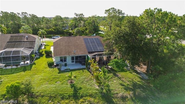 5205 Whitten DR 57, Naples, FL 34104