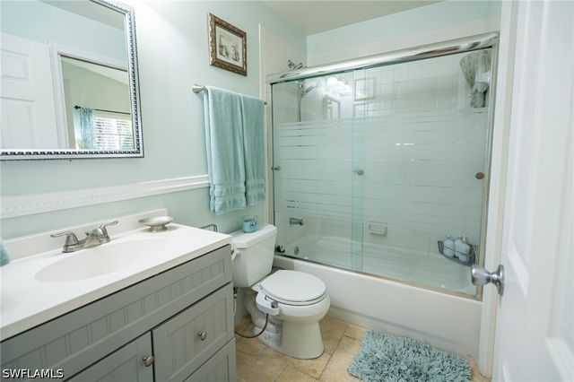 5205 Whitten DR 57, Naples, FL 34104
