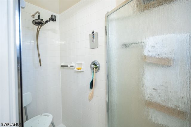 5205 Whitten DR 57, Naples, FL 34104