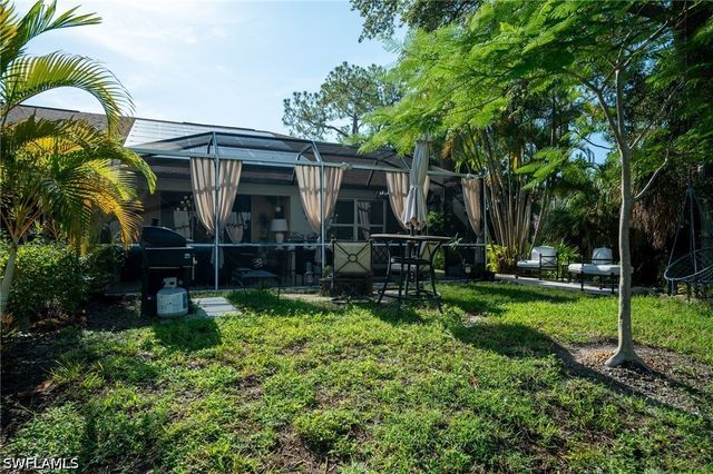 5205 Whitten DR 57, Naples, FL 34104