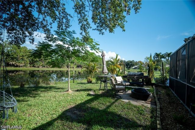 5205 Whitten DR 57, Naples, FL 34104