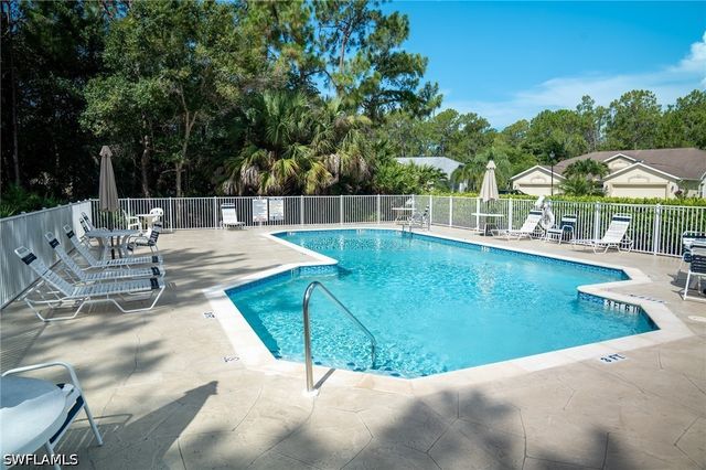 5205 Whitten DR 57, Naples, FL 34104