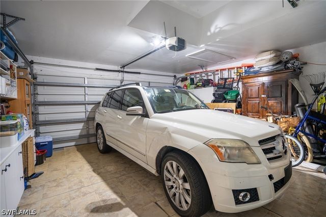 5205 Whitten DR 57, Naples, FL 34104