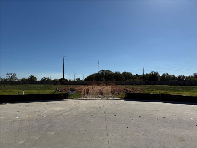 102 Mercury Sky Road, Richmond, TX 77406