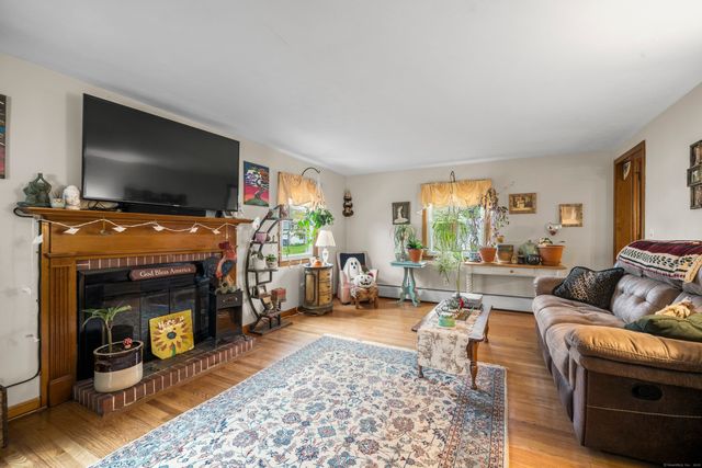 22 Saint Thomas Street, Enfield, CT 06082