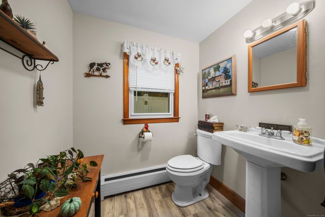 22 Saint Thomas Street, Enfield, CT 06082