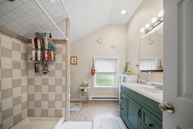 22 Saint Thomas Street, Enfield, CT 06082