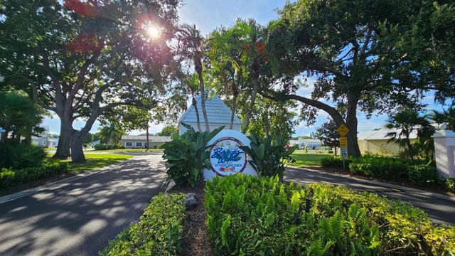 1941 MYRTLE COURT NE, Palm Bay, FL 32905