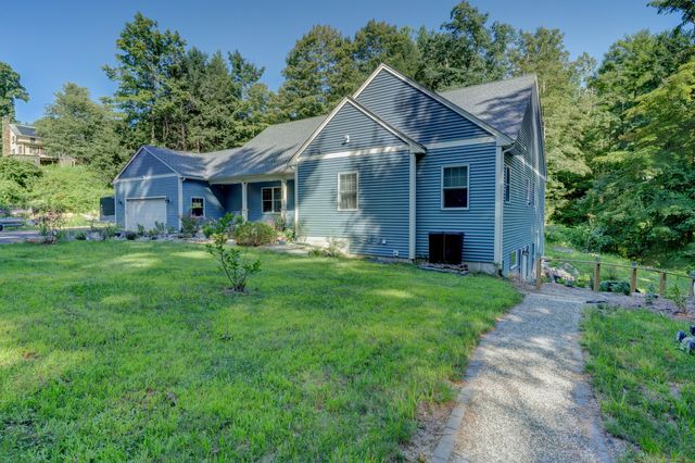 404 Bassetts Bridge Road, Mansfield, CT 06250