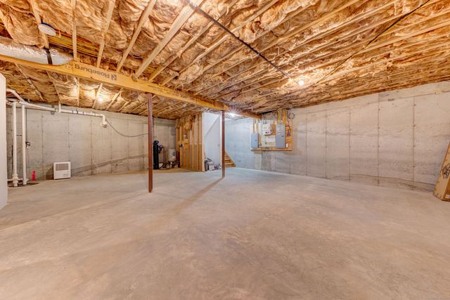 404 Bassetts Bridge Road, Mansfield, CT 06250