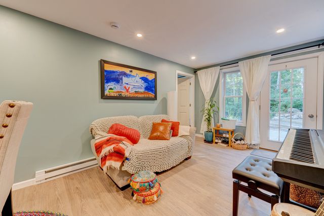 404 Bassetts Bridge Road, Mansfield, CT 06250