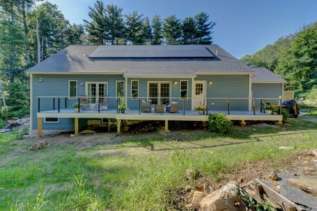 404 Bassetts Bridge Road, Mansfield, CT 06250