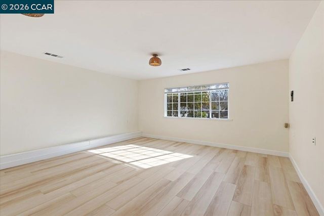 848 Cumberland Dr, Pleasant Hill, CA 94523