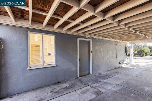 848 Cumberland Dr, Pleasant Hill, CA 94523