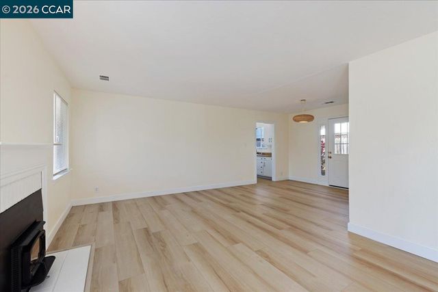 848 Cumberland Dr, Pleasant Hill, CA 94523