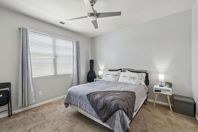 668 Prominence Rd, Columbia, TN 38401