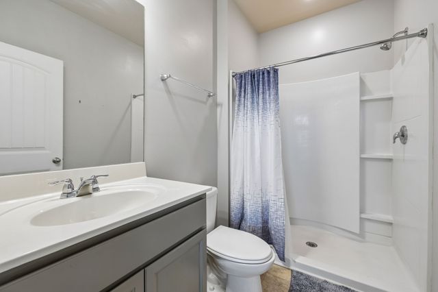 668 Prominence Rd, Columbia, TN 38401