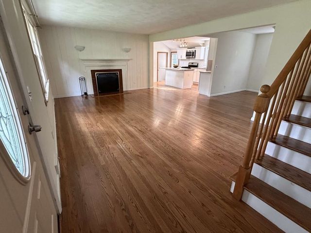 74 Birch Road, Longmeadow, MA 01106